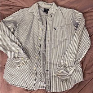 American Eagle button down